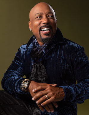 /_migrated-binaries/sf-images/default-source/news/091724_daymond_john_aae_headshot.jpg?sfvrsn=7f615f80_3