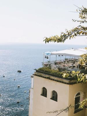 A small restaurant on the edge of the Amalfi Coast in Italy