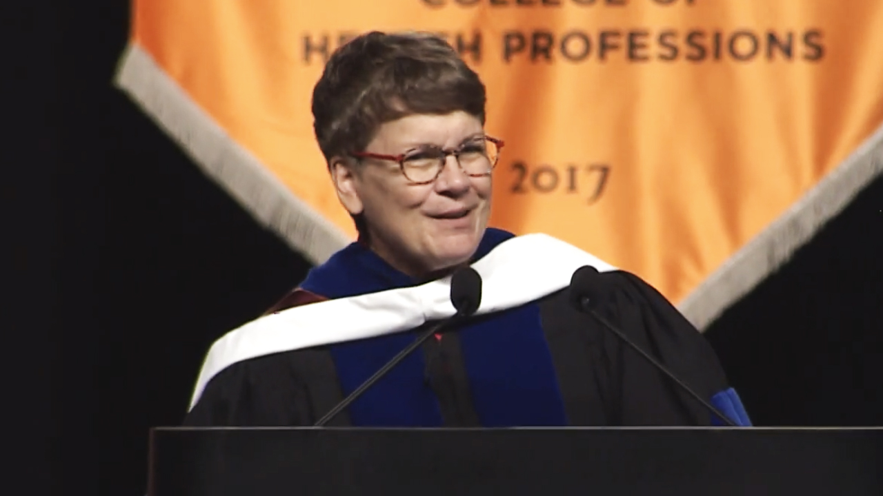 Dr. Pfeffer delivering the Commencement Address