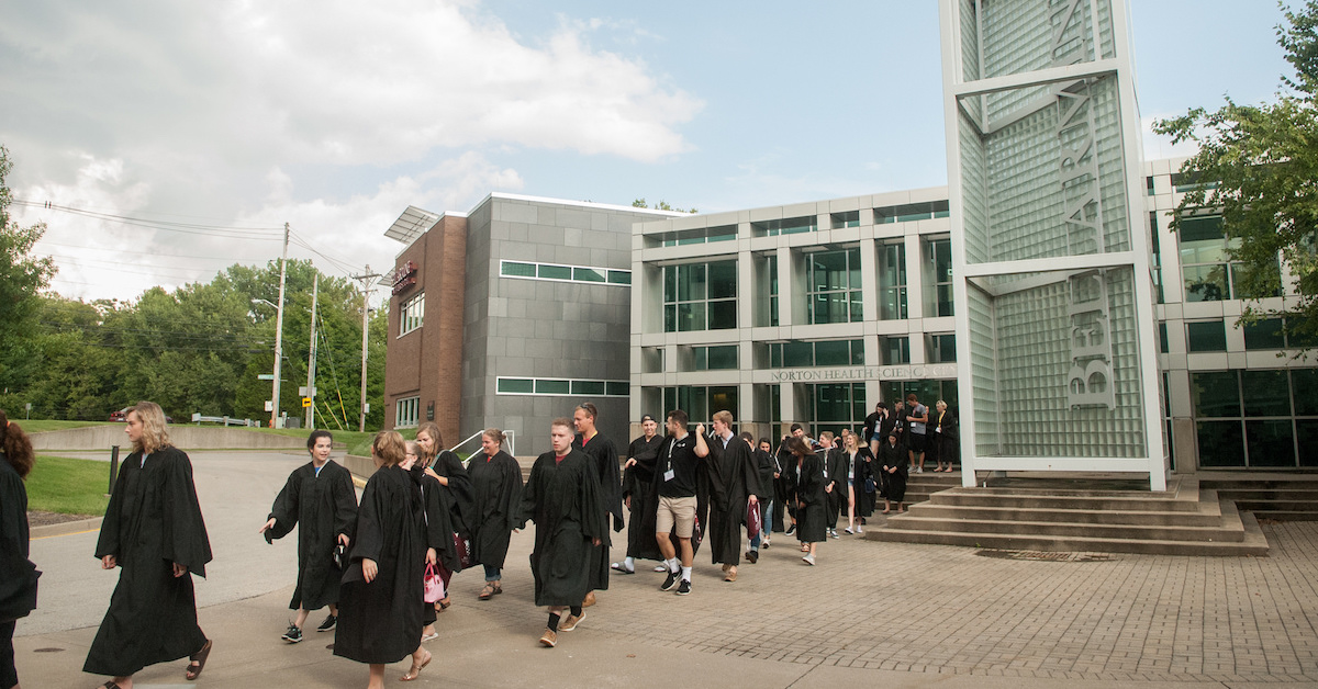 convocation-walking