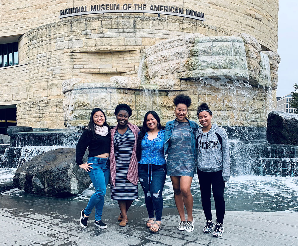 Students on trip to the National Museum of the American Indian