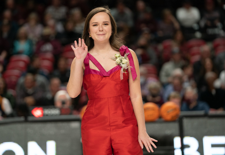 Molly Rovinski at the Homecoming basketball game