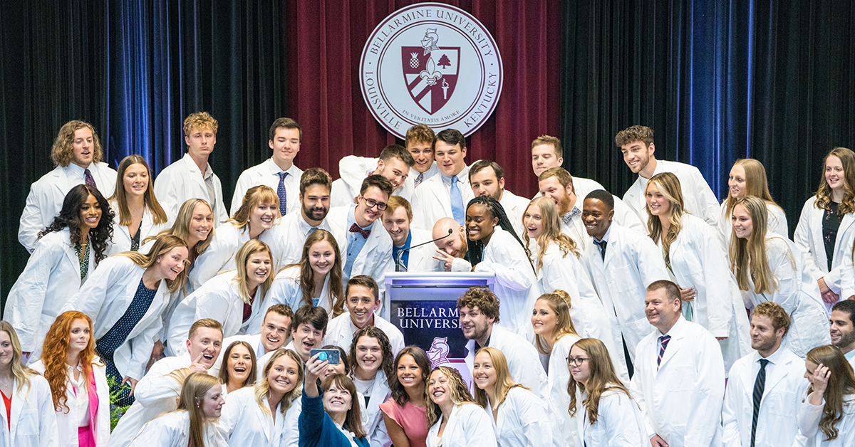 Bellarmine's new Doctor of Physical Therapy students welcomed in White Coat  Ceremony